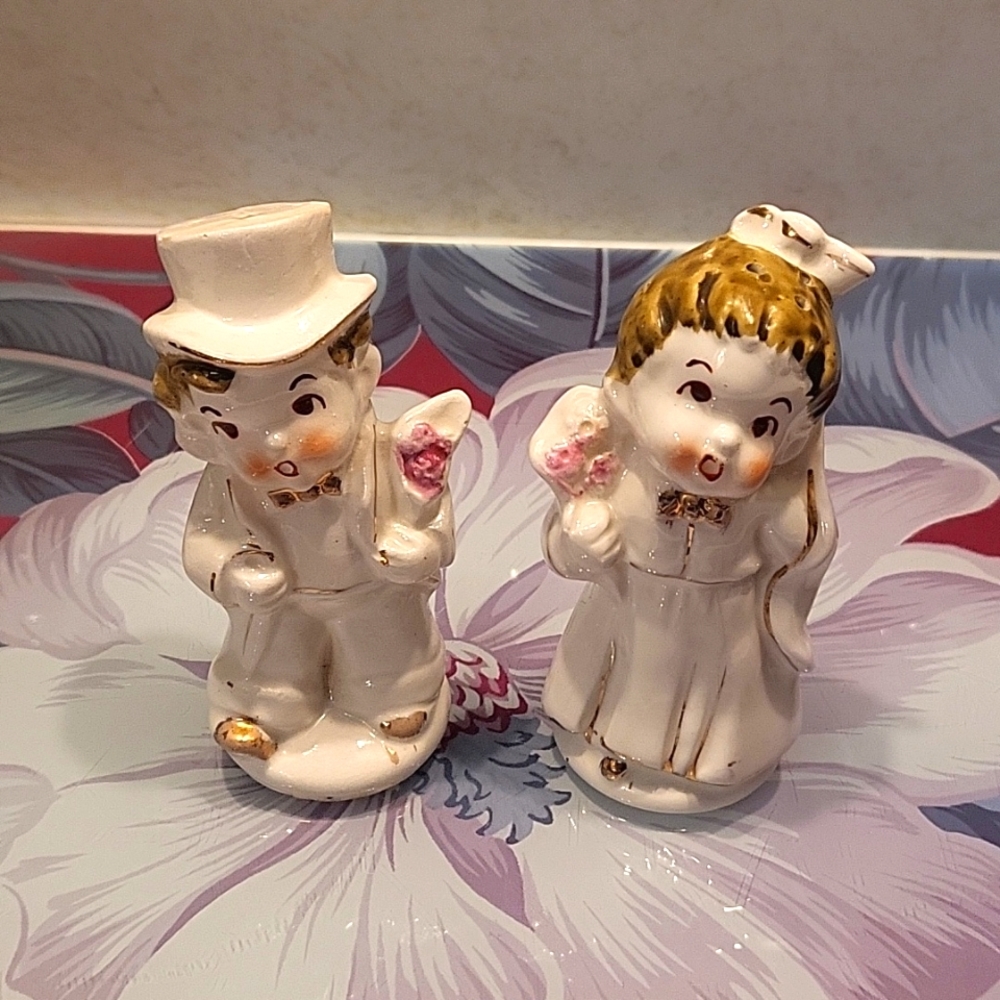 Vintage Bride & Groom Salt & Pepper Shakers
